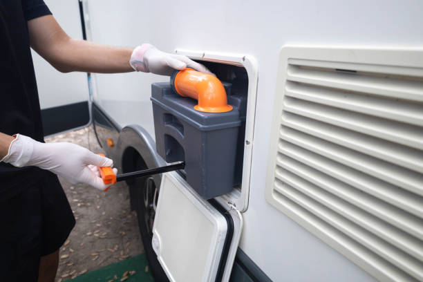 Portable Toilet Options We Offer in Lowell, NC